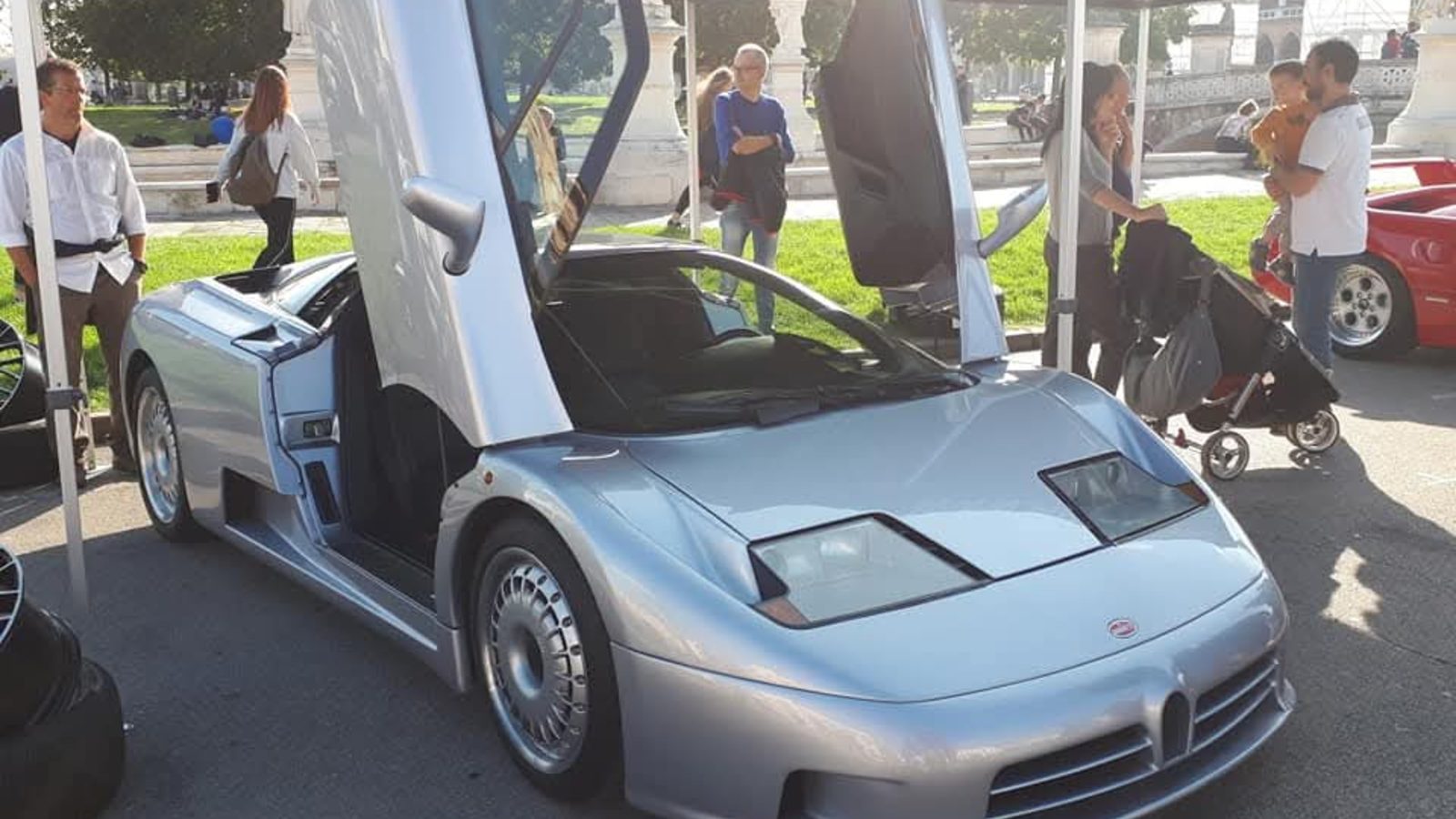 Bugatti EB110
